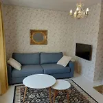 Daire Charming Wooden House 48 M2 *