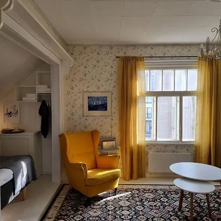 Appartement Charming Wooden House 48 M2 Turku