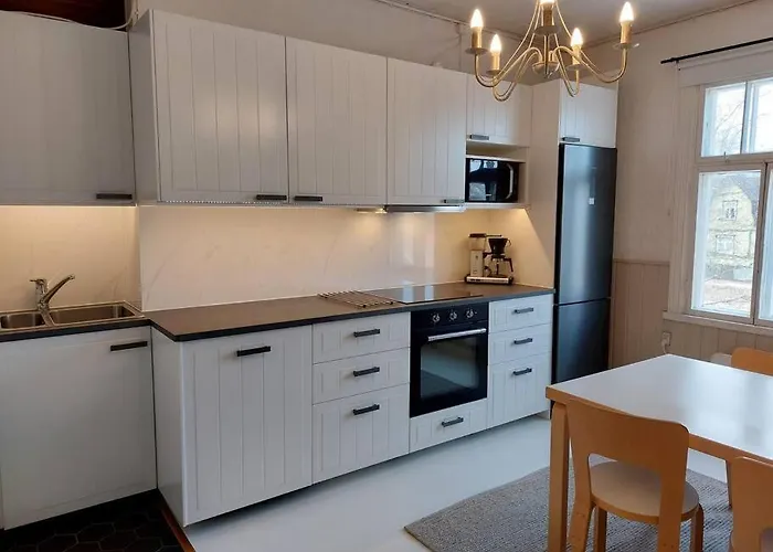 Charming Wooden House 48 M2