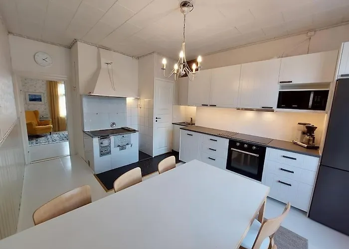 Charming Wooden House 48 M2 Διαμέρισμα *